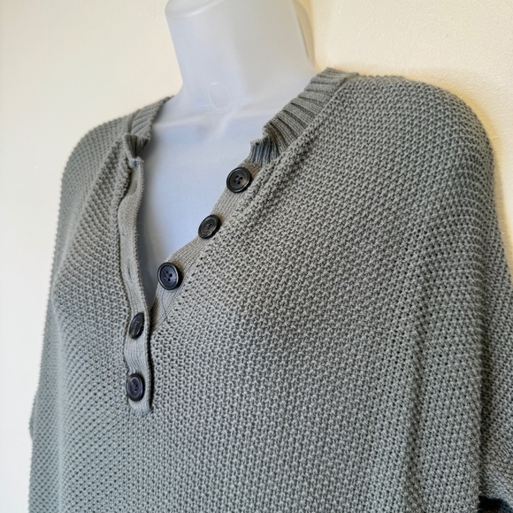 AE | Open Knit Henley Olive Green VSCO Cozy Pullover Sweater - Picture 4 of 14